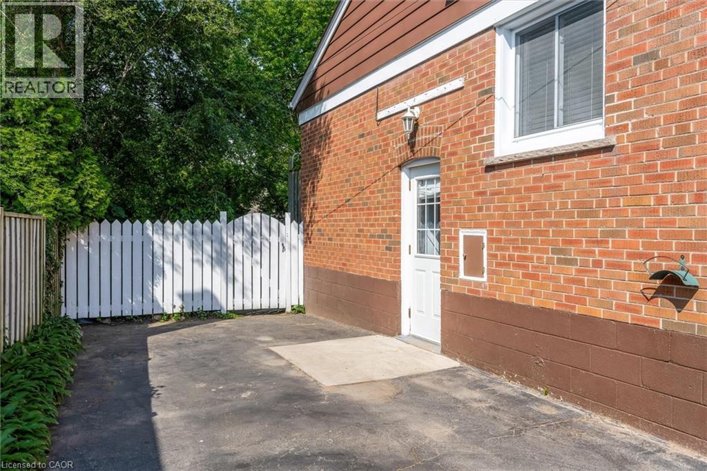 614 Drury Lane, Burlington, ON