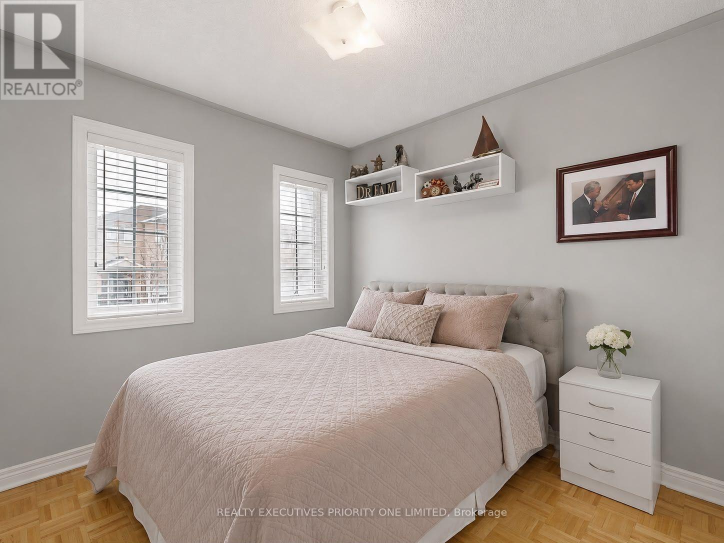 19 Rusty Trail, Vaughan, ON - Indoor Photo Showing Bedroom