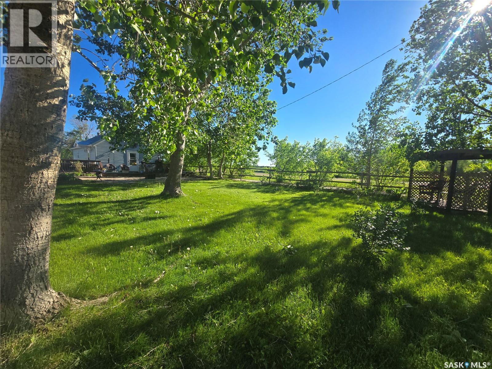 200 Railway Avenue, Forget, SK