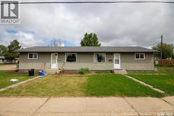 1402 112th STREET North Battleford, SK S9A 3B2