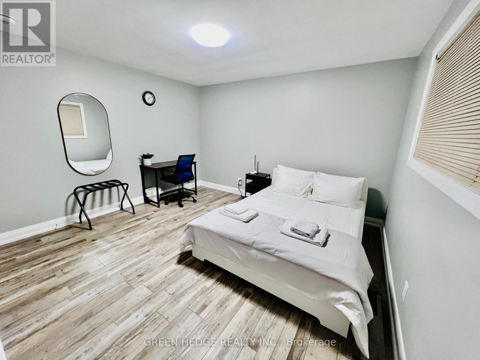 34 Stanley Avenue, Kitchener, ON