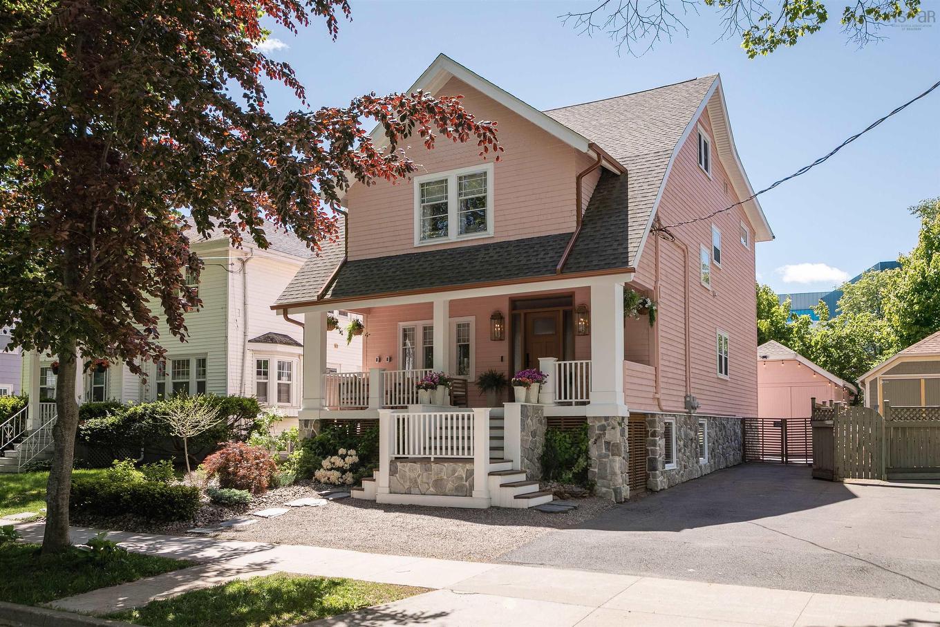 1630 Vernon Street, Halifax, NS - Outdoor With Deck Patio Veranda With Facade