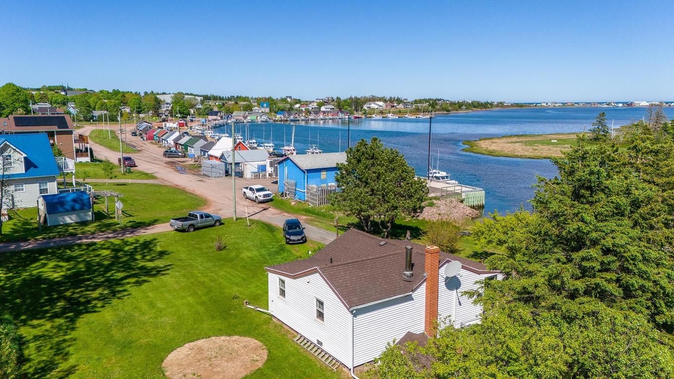 44 Riverside Drive, North Rustico, PE