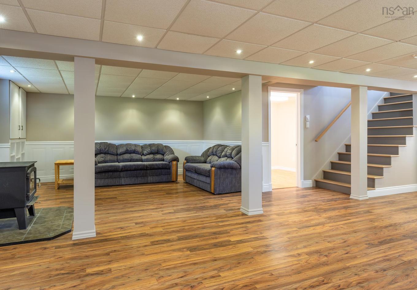 38 Hibernia Street, Yarmouth, NS - Indoor Photo Showing Other Room