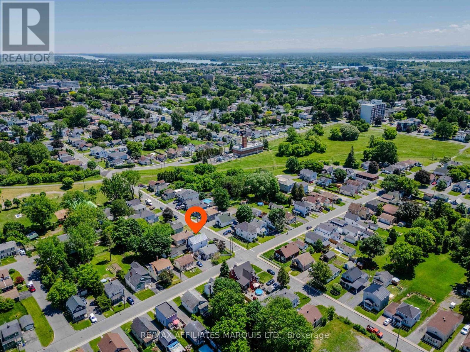 213 8Th Street E, Cornwall, ON