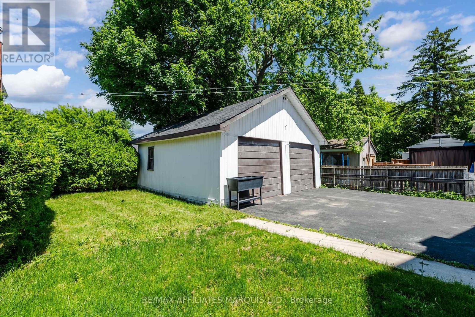 213 8Th Street E, Cornwall, ON