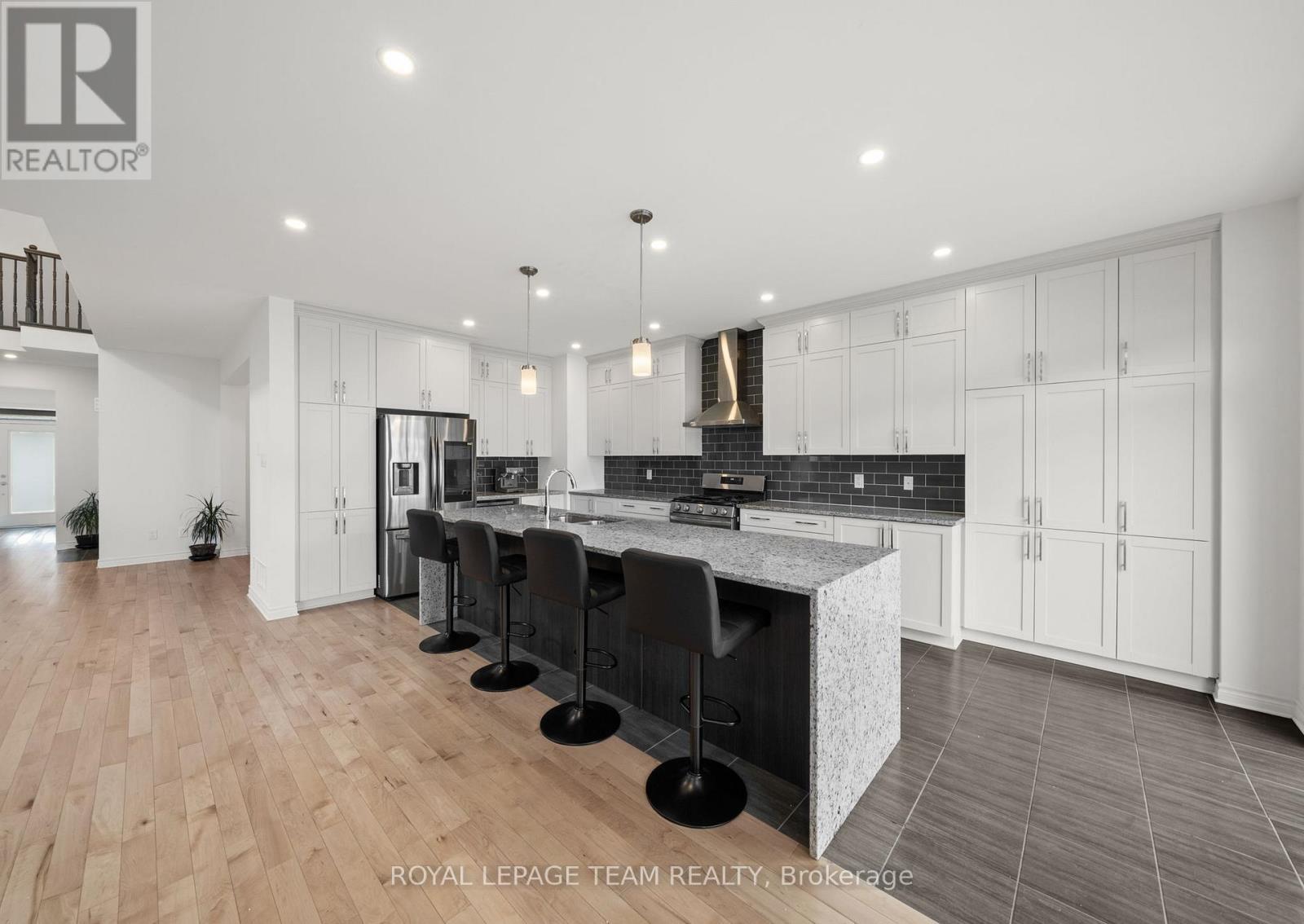 41 Whooping Crane Ridge, Ottawa, ON