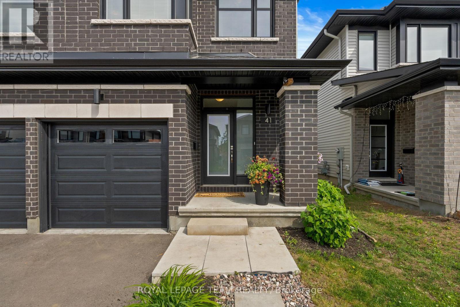 41 Whooping Crane Ridge, Ottawa, ON