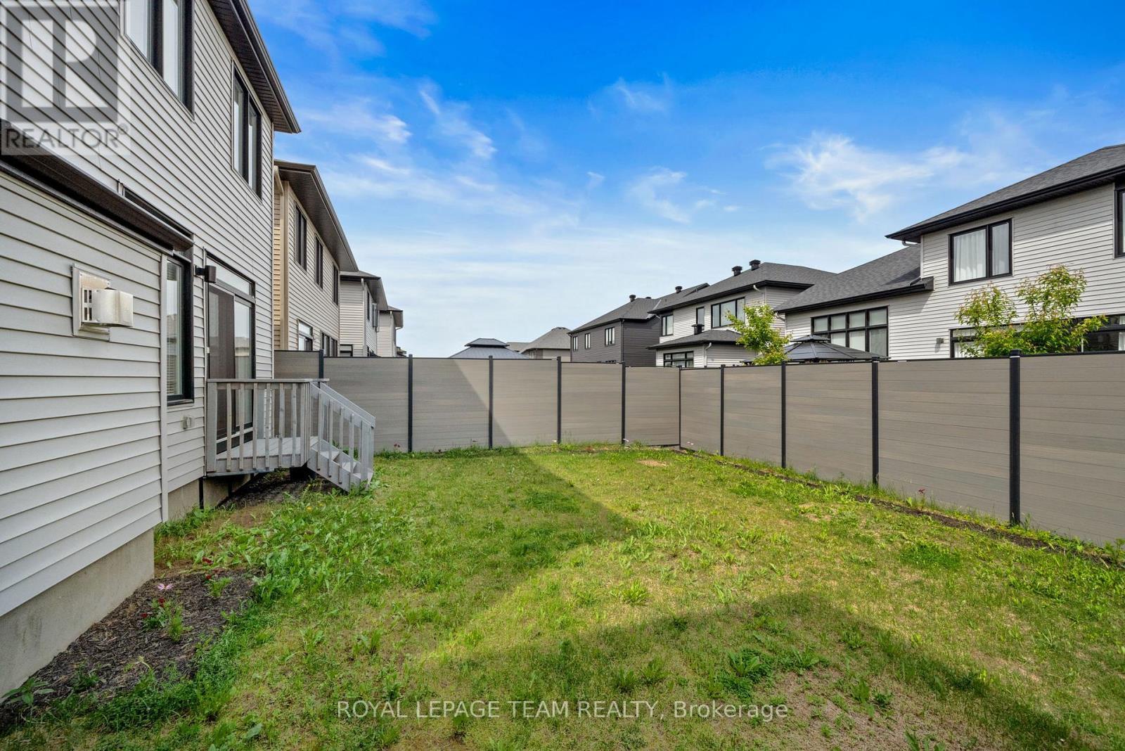 41 Whooping Crane Ridge, Ottawa, ON