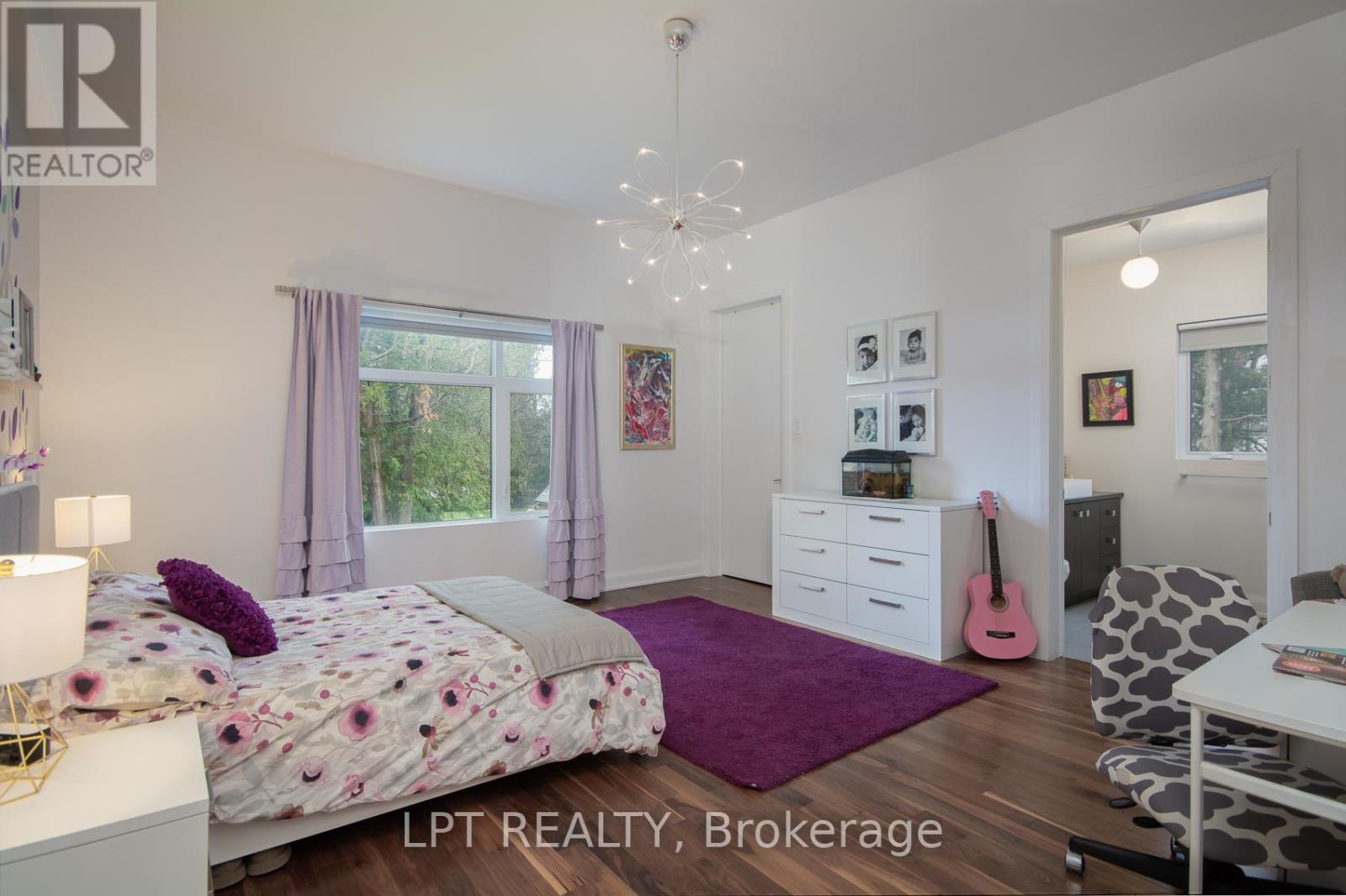 847 Walkley Road, Ottawa, ON