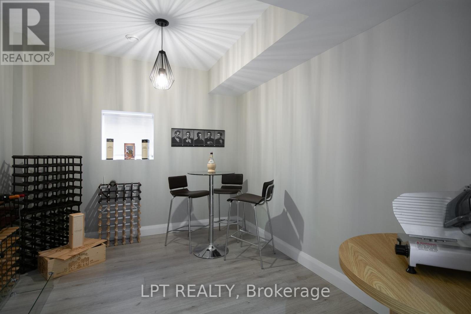 847 Walkley Road, Ottawa, ON