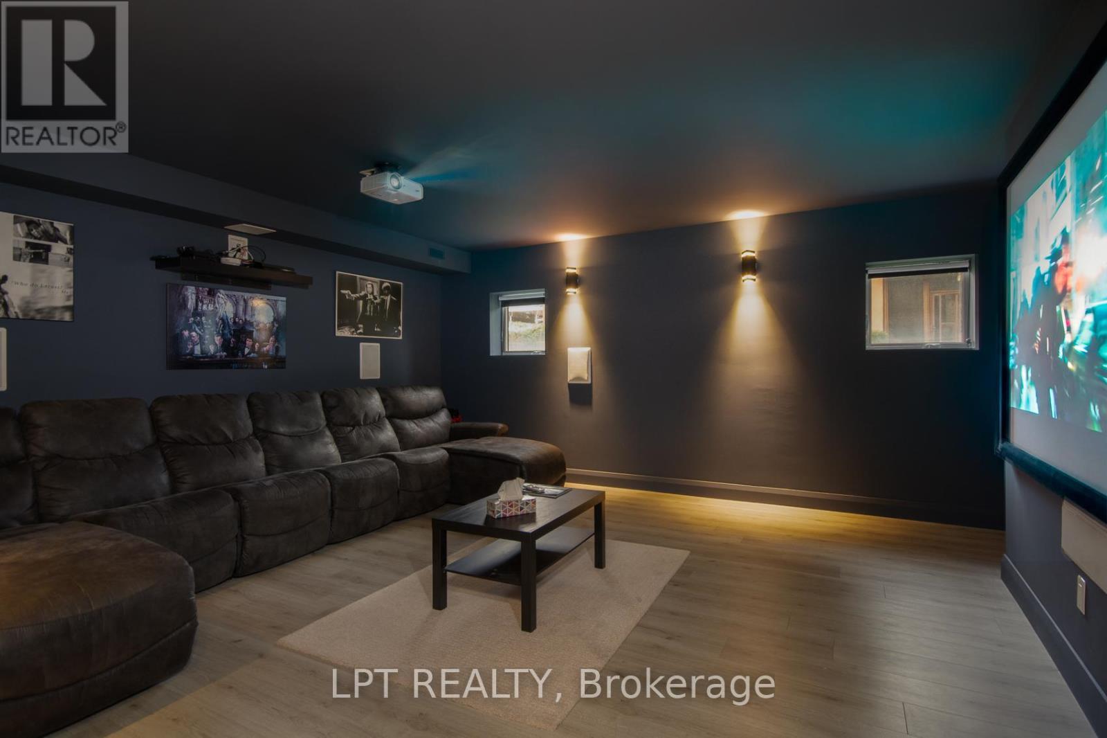 847 Walkley Road, Ottawa, ON