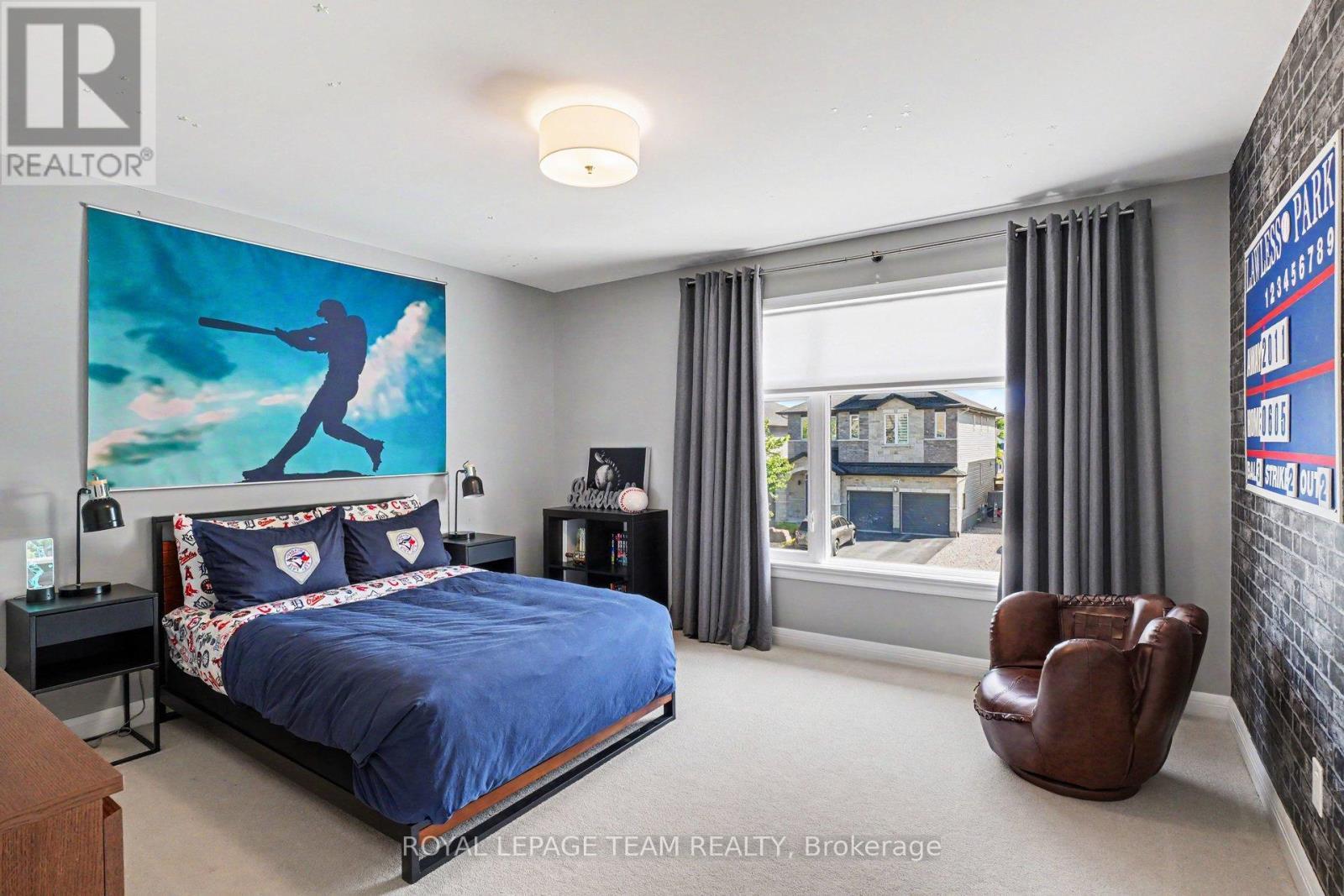 330 Devonian Way, Ottawa, ON