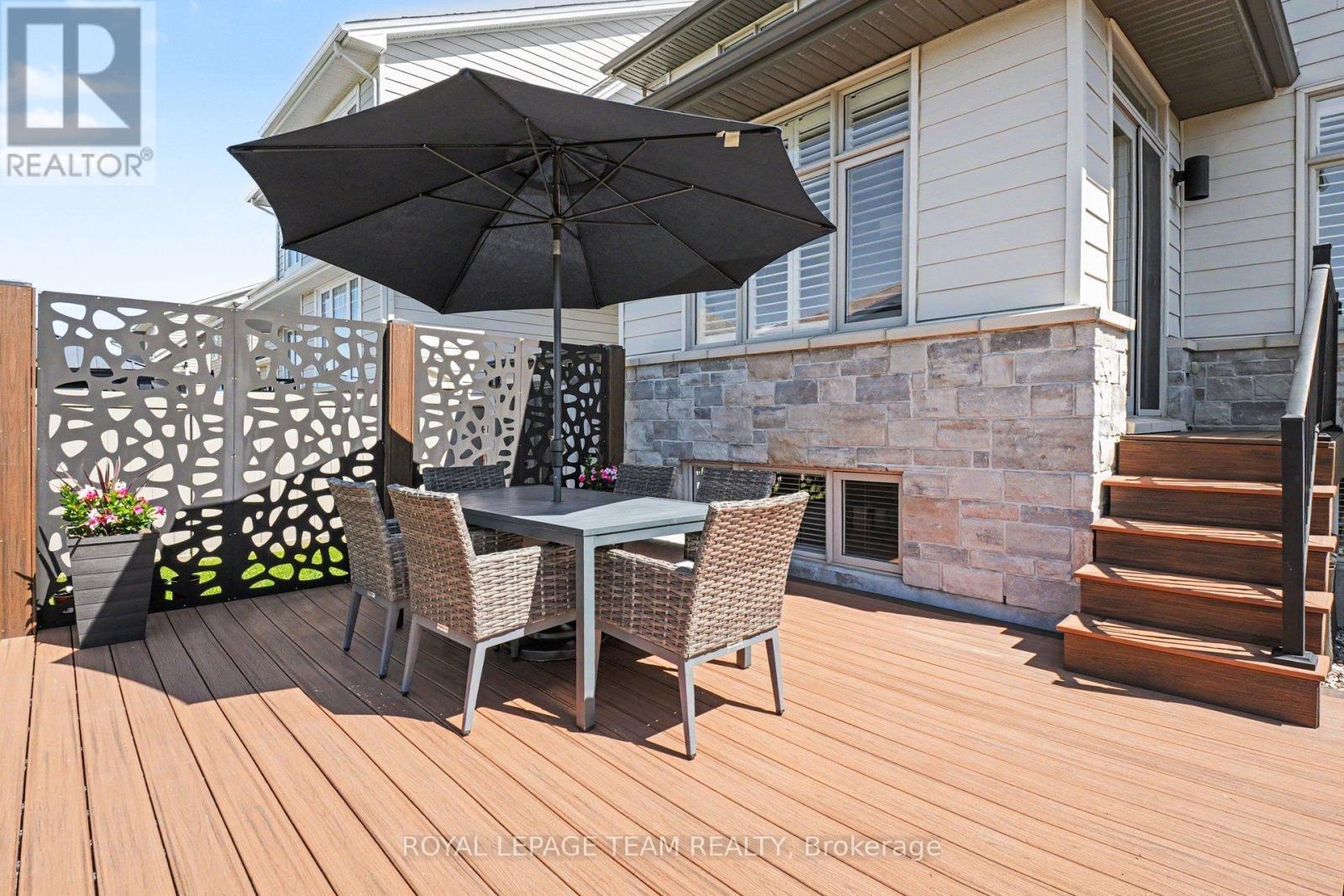 330 Devonian Way, Ottawa, ON