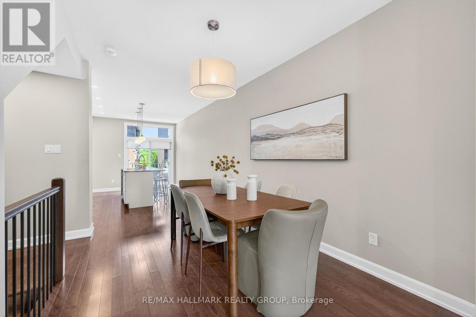 95 Oblats Avenue, Ottawa, ON