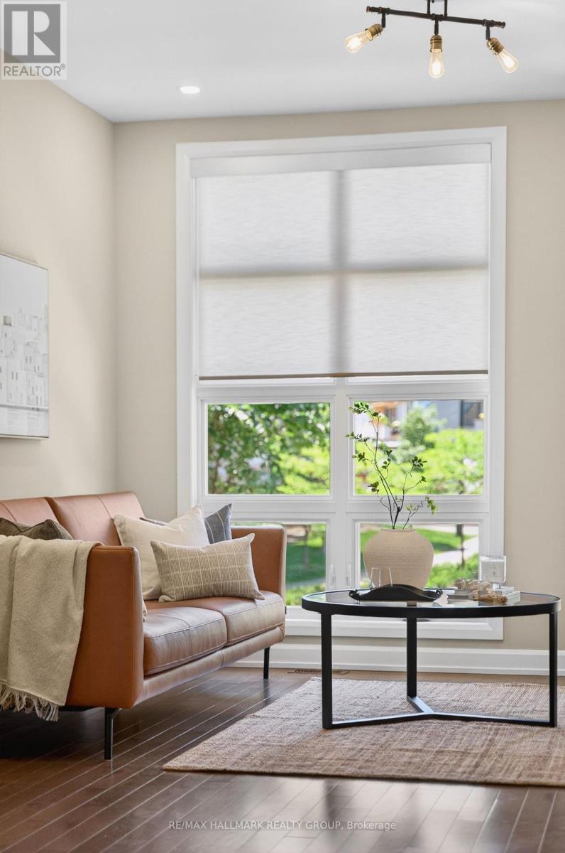 95 Oblats Avenue, Ottawa, ON
