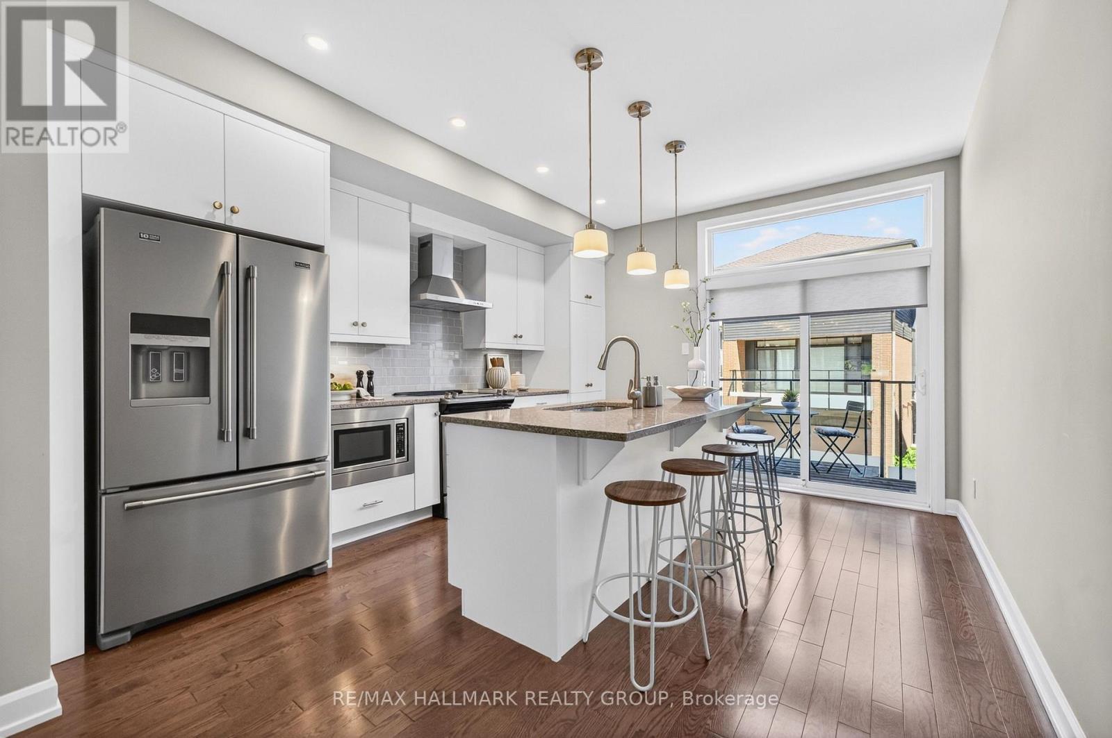 95 Oblats Avenue, Ottawa, ON