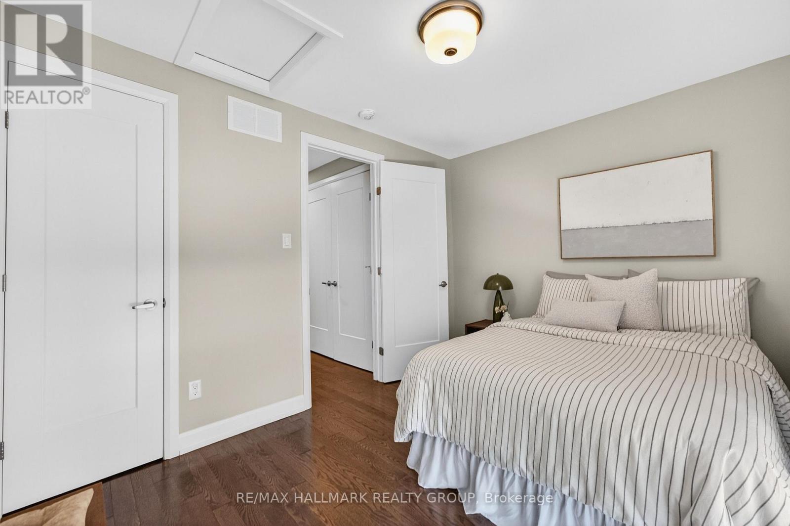 95 Oblats Avenue, Ottawa, ON