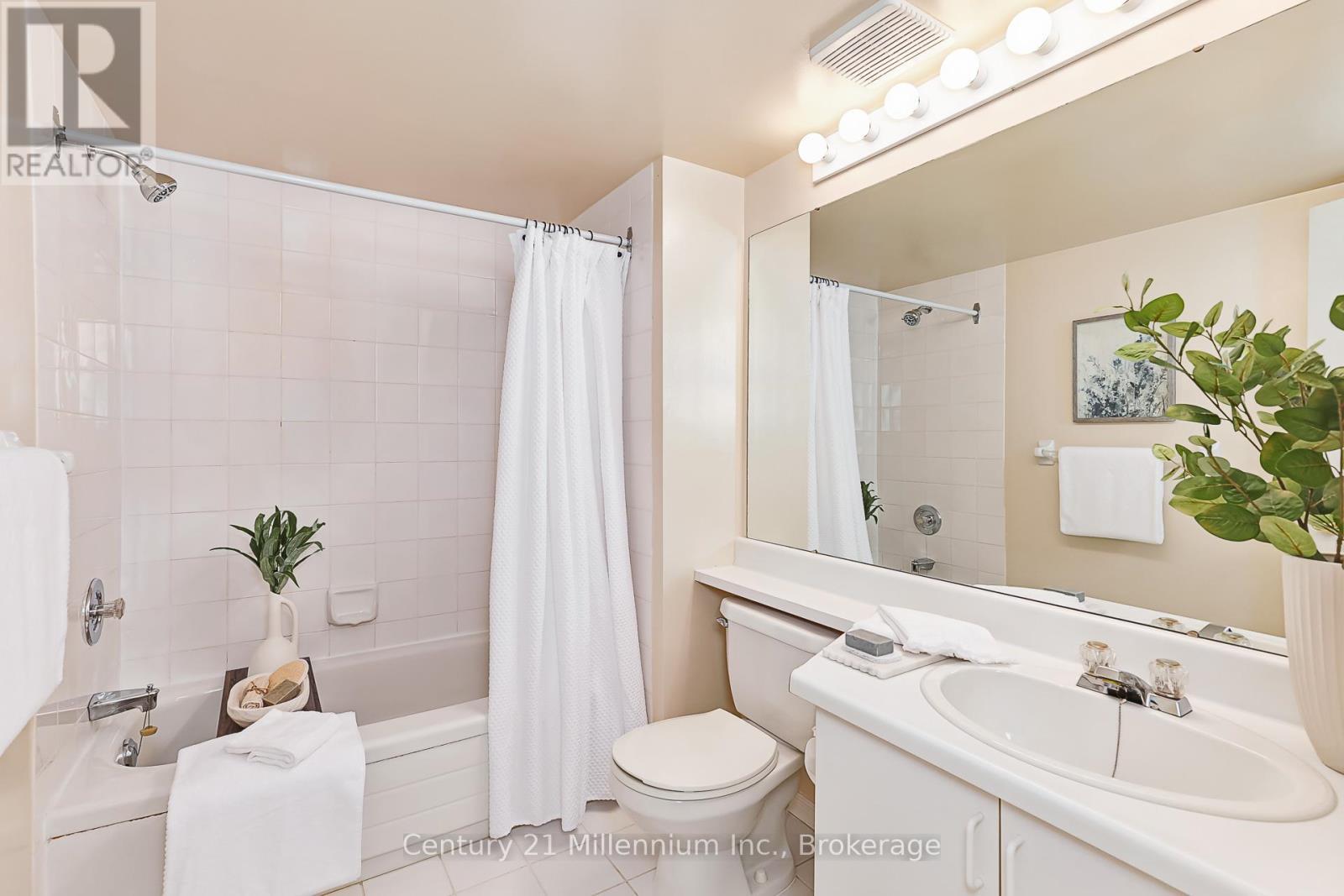 409 Mariners Way, Collingwood, ON