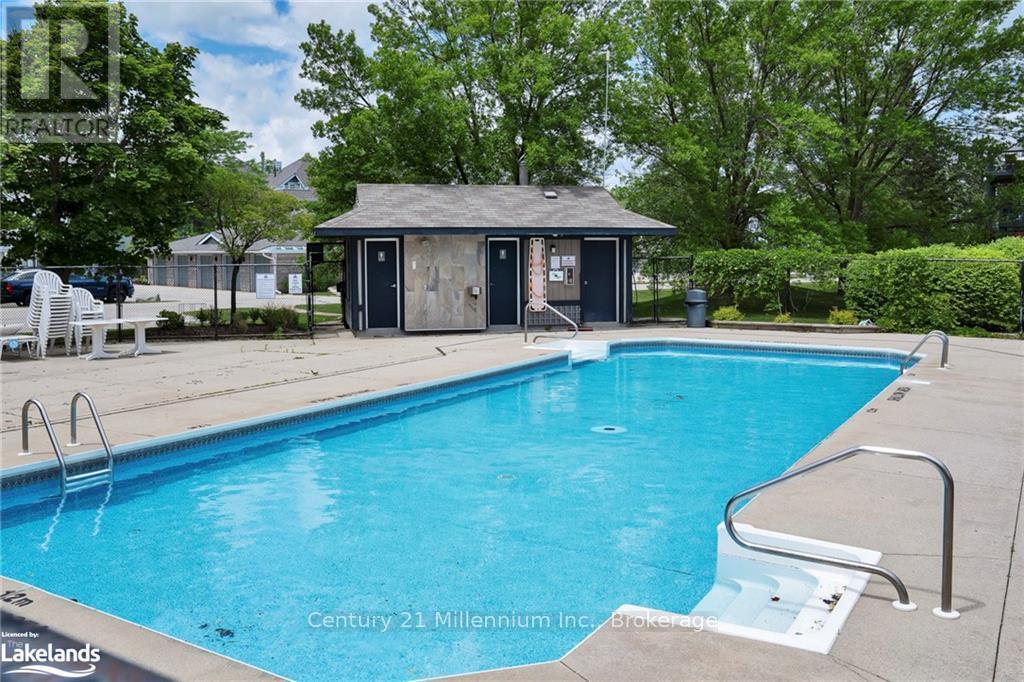 Outdoor Pool - 409 Mariners Way, Collingwood, ON