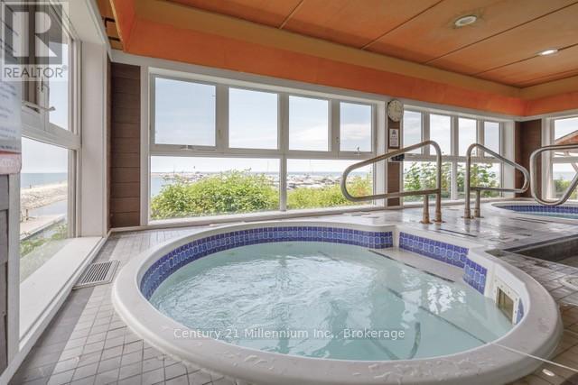 Hot Tub - 409 Mariners Way, Collingwood, ON