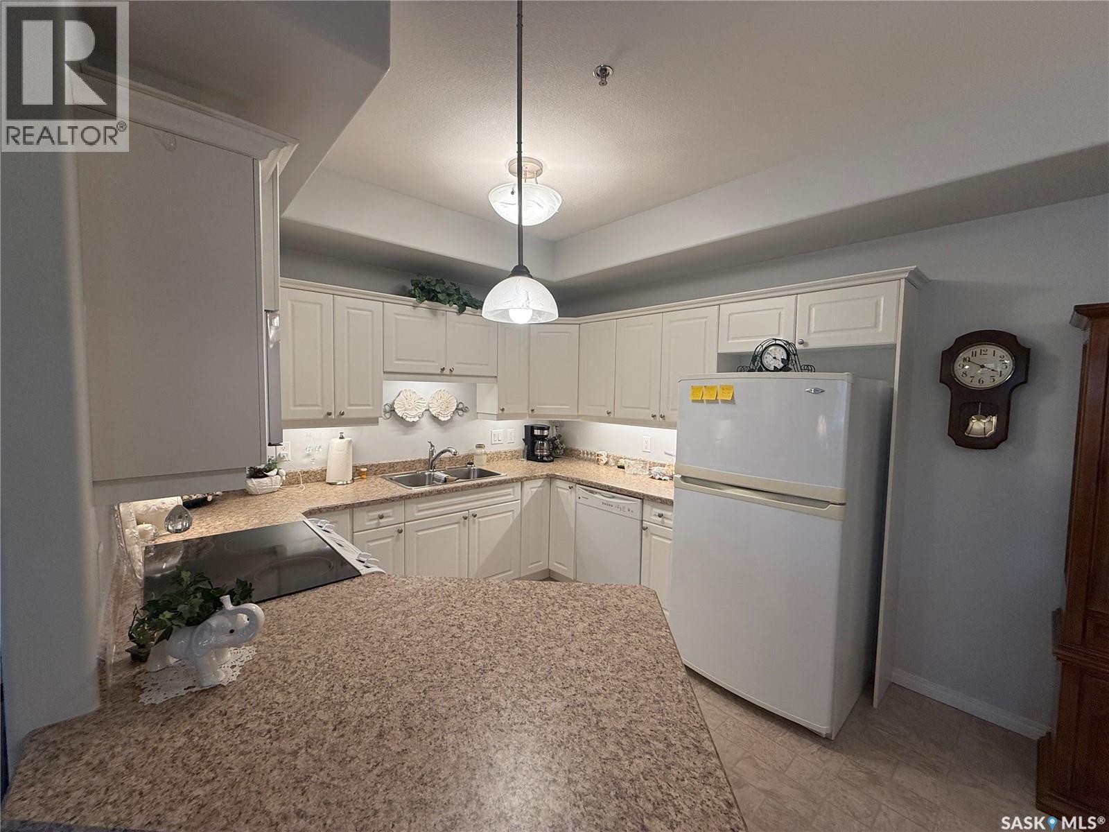 313 102 Armistice Way, Saskatoon, SK