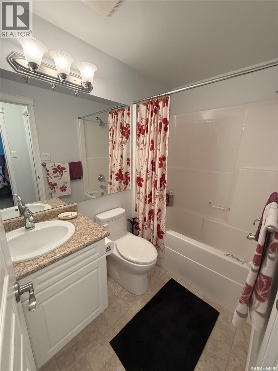 313 102 Armistice Way, Saskatoon, SK