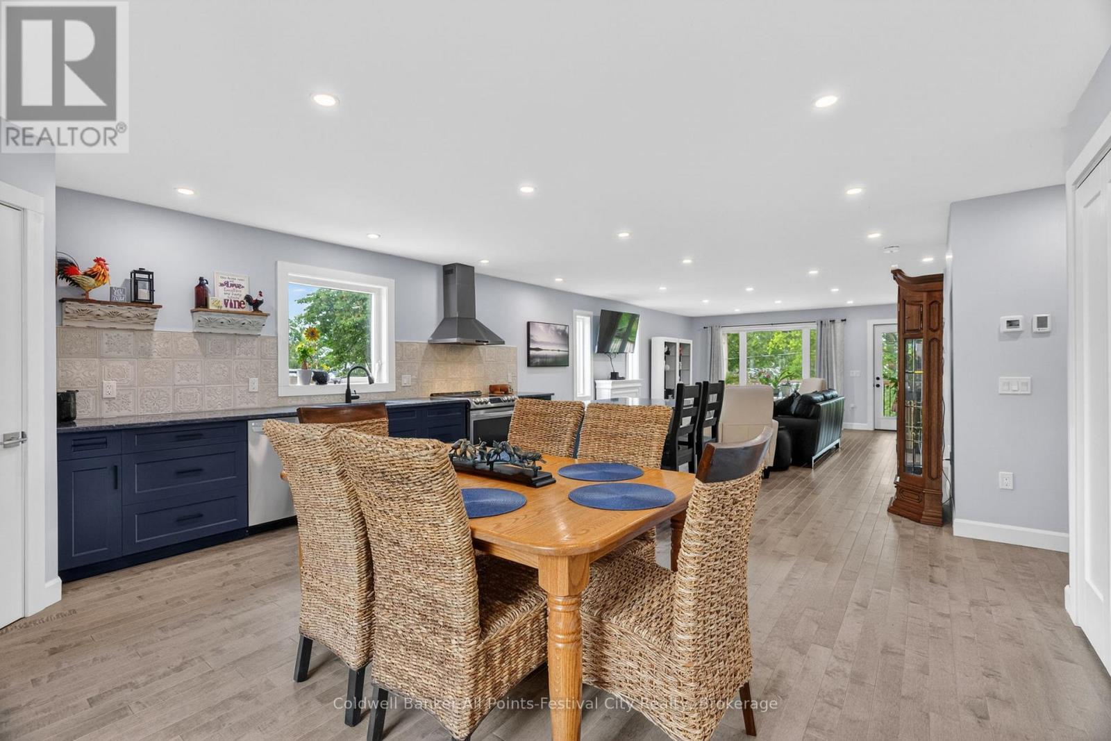 30 Bluewater Drive, Central Huron (Goderich), ON