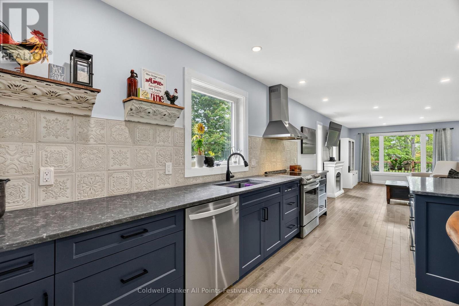 30 Bluewater Drive, Central Huron (Goderich), ON