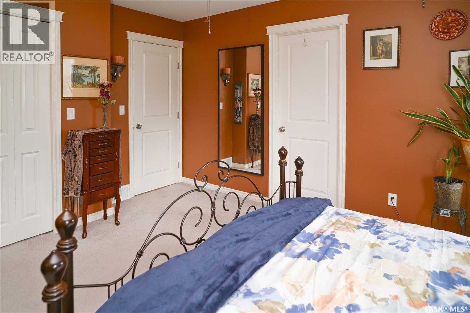 319 Stefaniuk Crescent, Saskatoon, SK