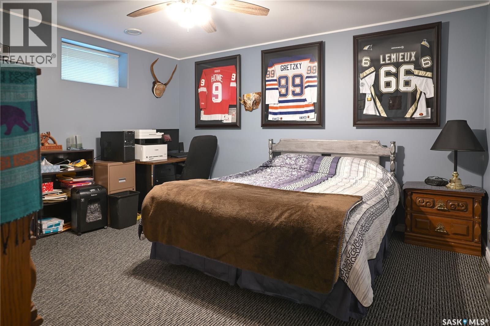 319 Stefaniuk Crescent, Saskatoon, SK