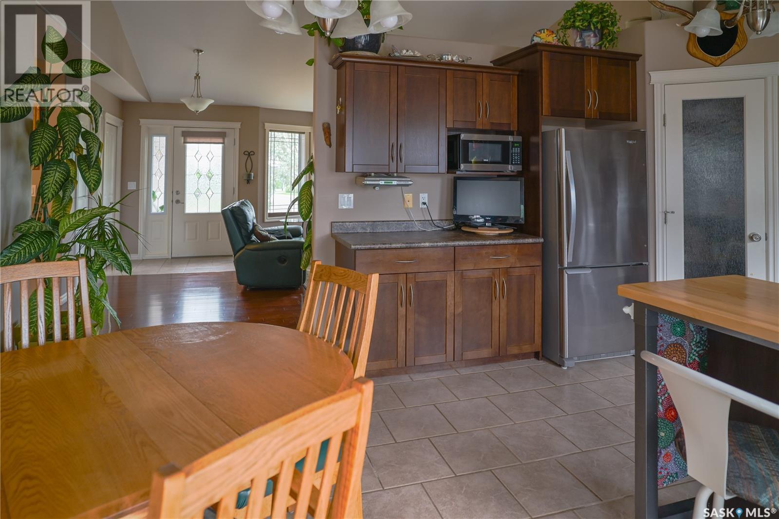 319 Stefaniuk Crescent, Saskatoon, SK