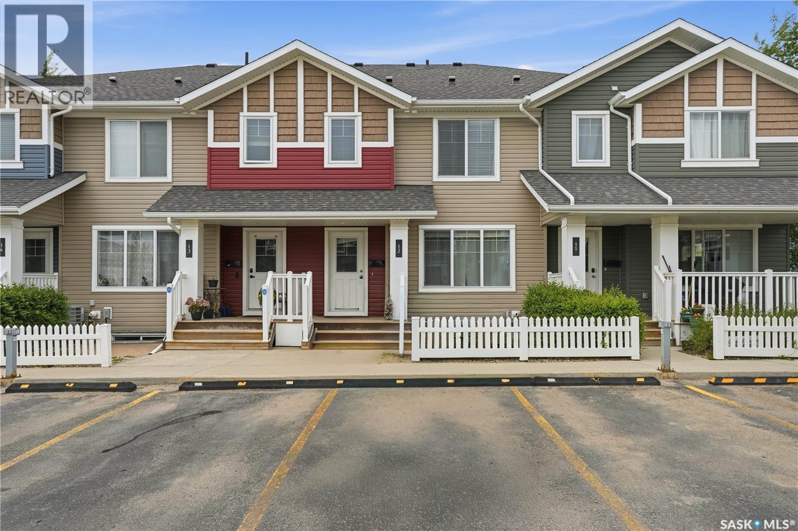 12 5762 Gordon Road, Regina, SK