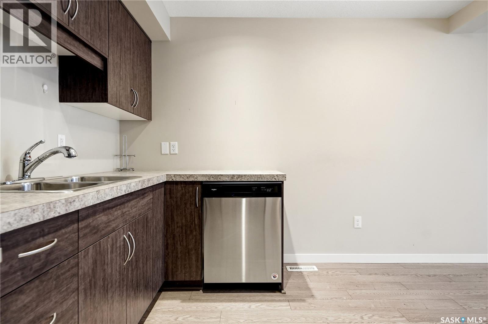 12 5762 Gordon Road, Regina, SK