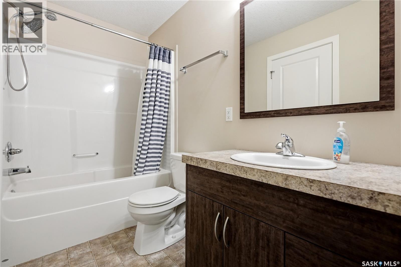 12 5762 Gordon Road, Regina, SK