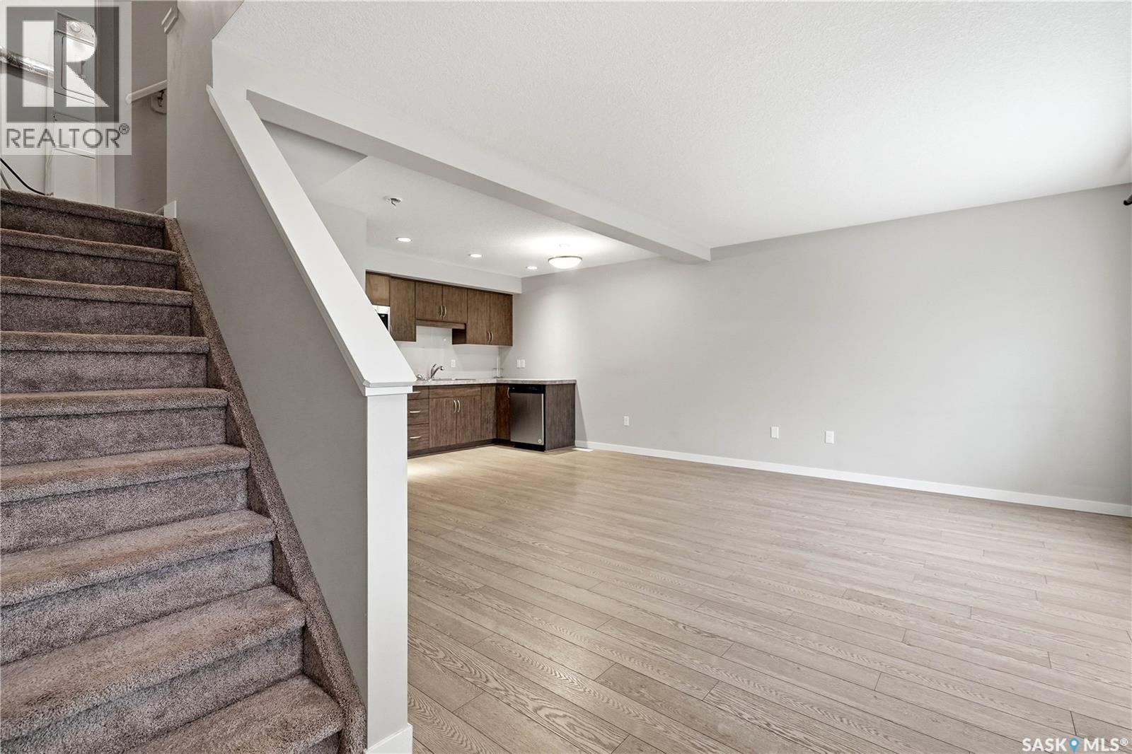 12 5762 Gordon Road, Regina, SK