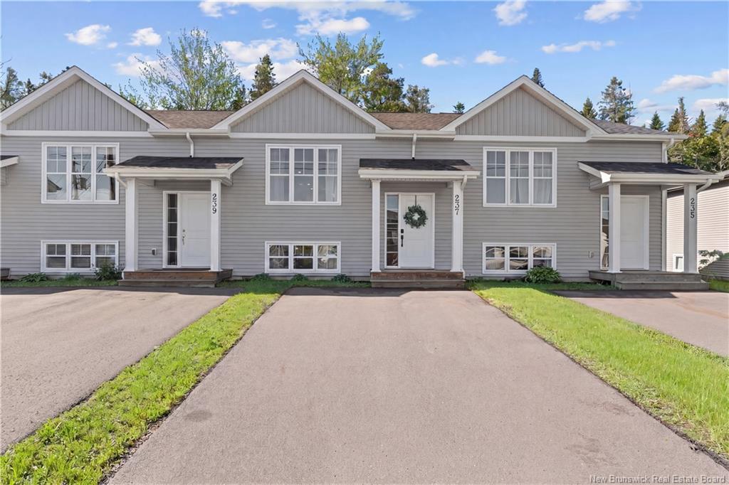 237 Des Erables St, Dieppe, NB