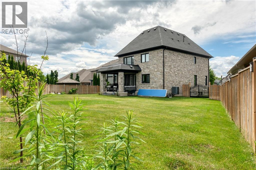 908 Fall Harvest Court, Kitchener, ON