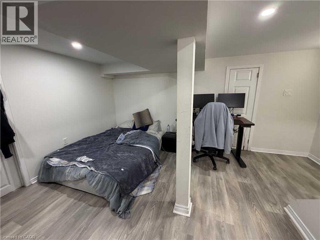 in-law suite living room - 94 Howard Avenue, Hamilton, ON