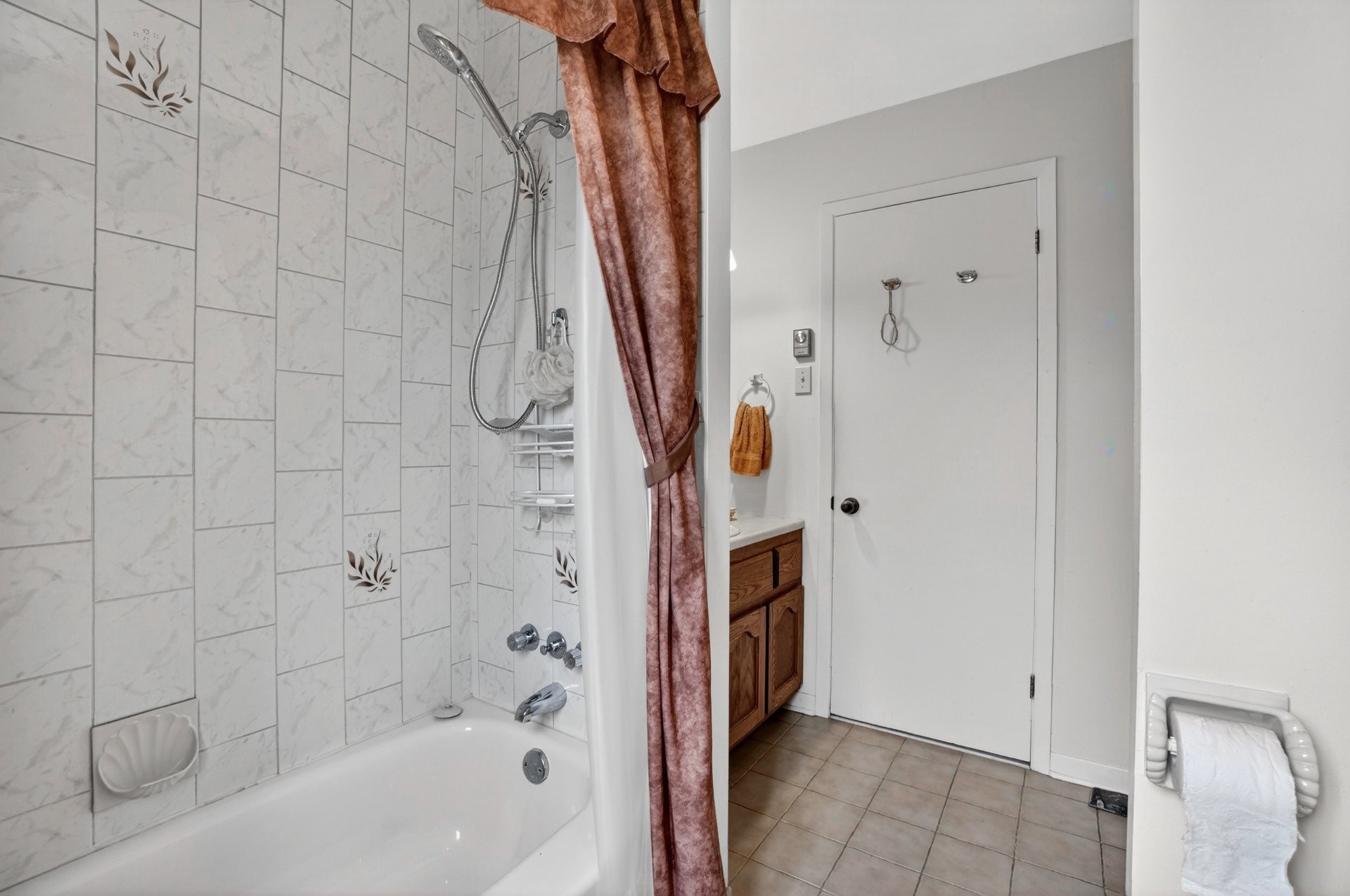 Bathroom - 6277 Rue Parini, Laval (Auteuil), QC - Indoor Photo Showing Bathroom