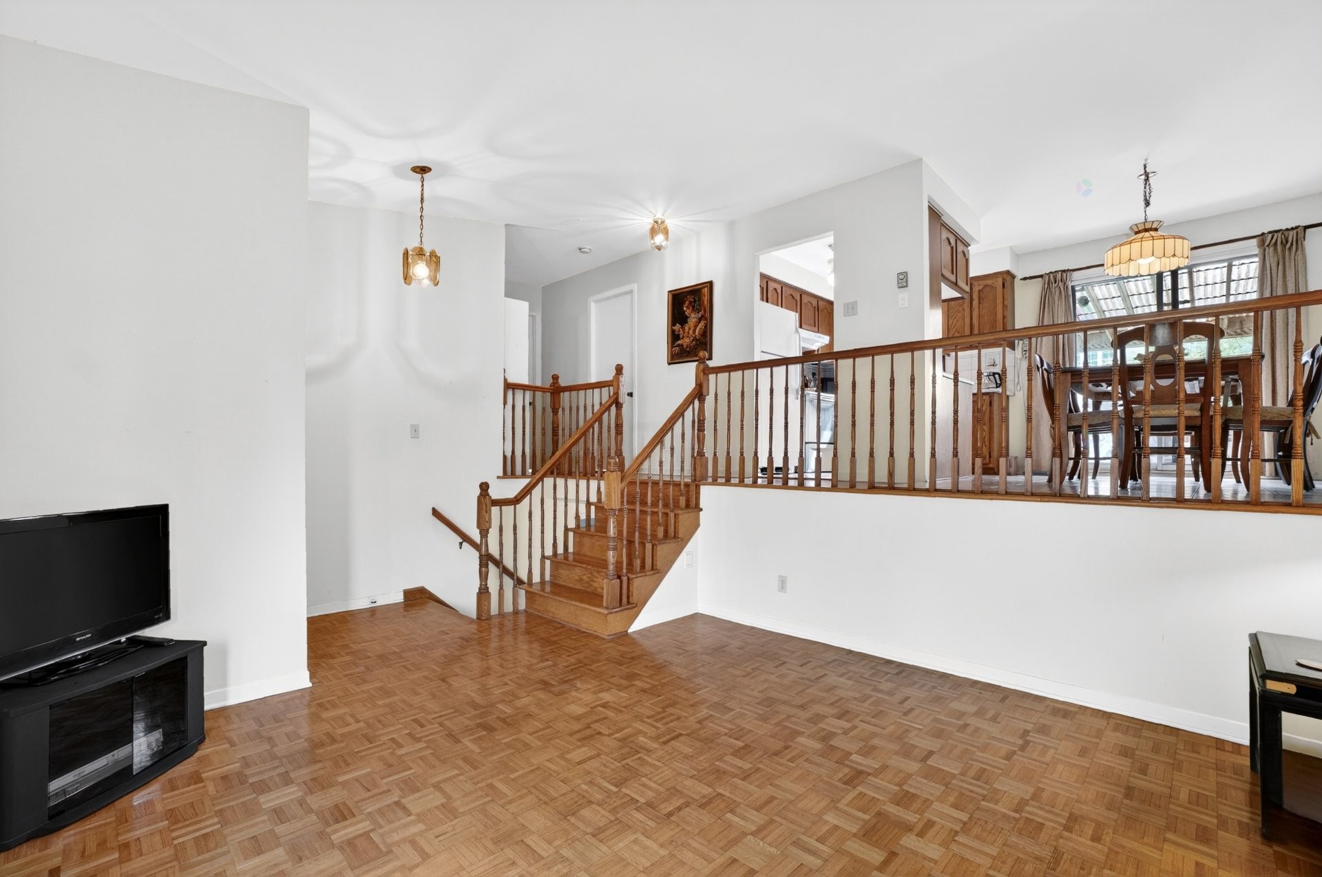 Living Room - 6277 Rue Parini, Laval (Auteuil), QC - Indoor