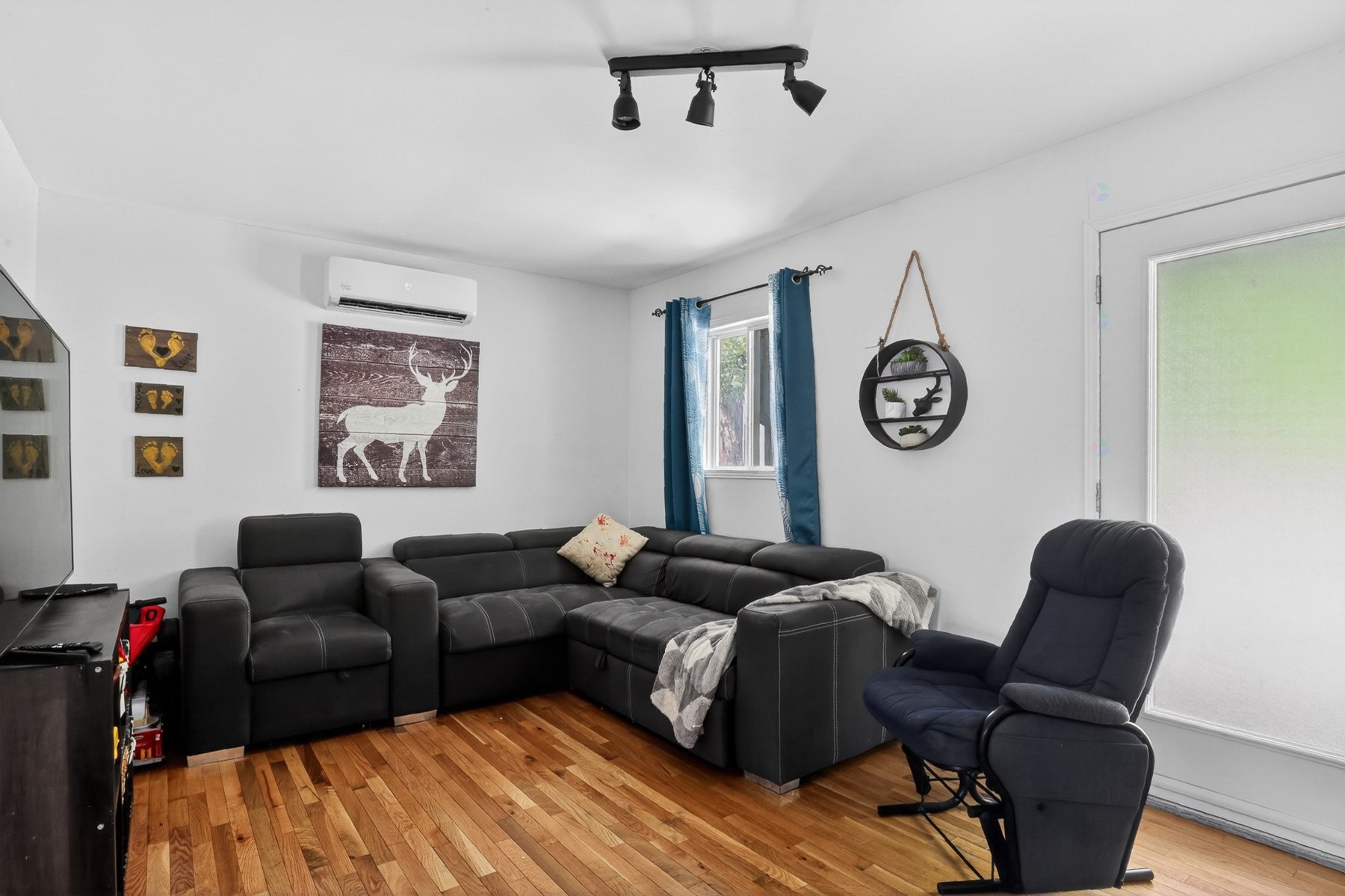 Living Room - 1121 4E Rang, Saint-Étienne-Des-Grès, QC