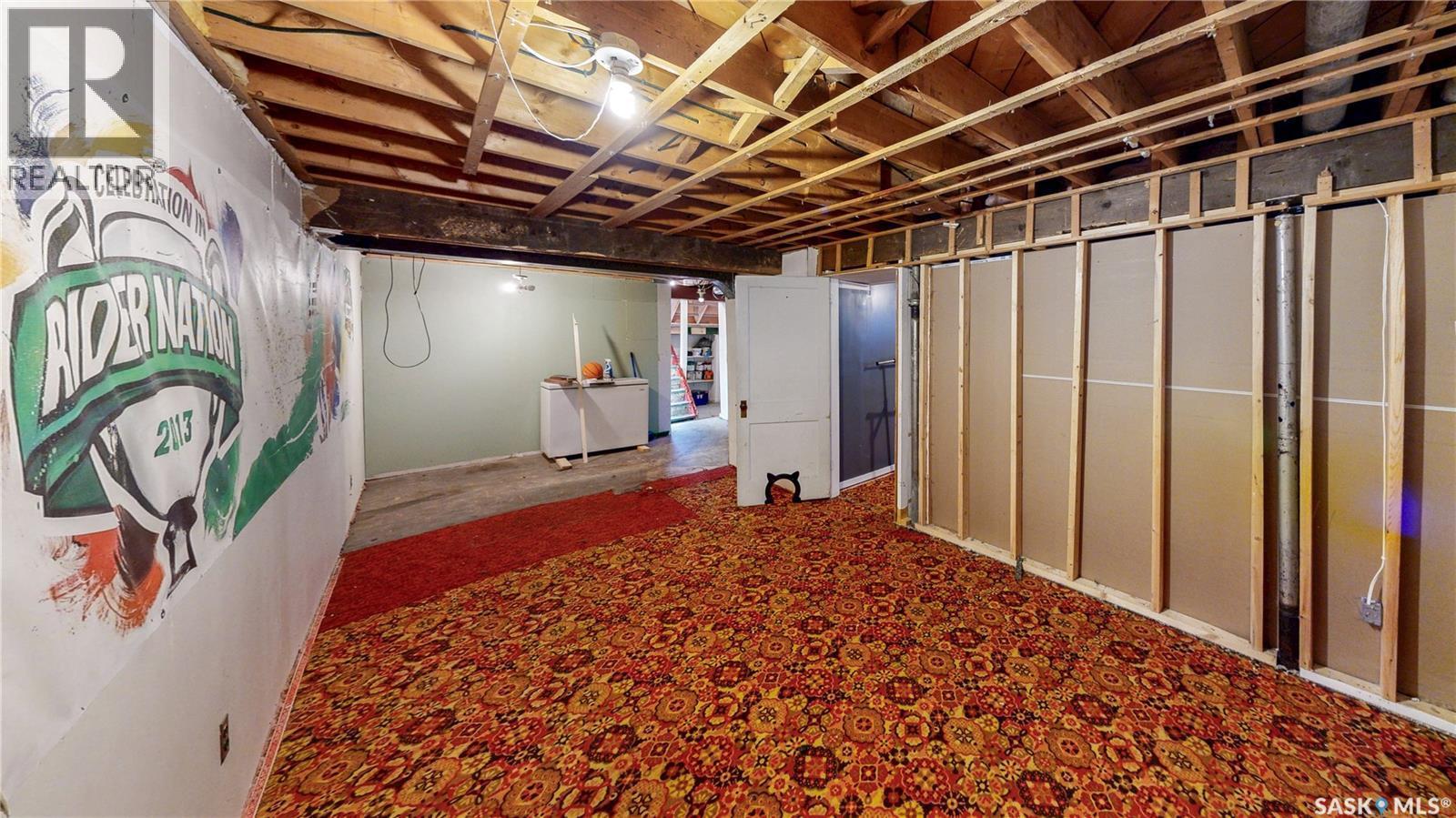 1277 Queen Street, Regina, SK