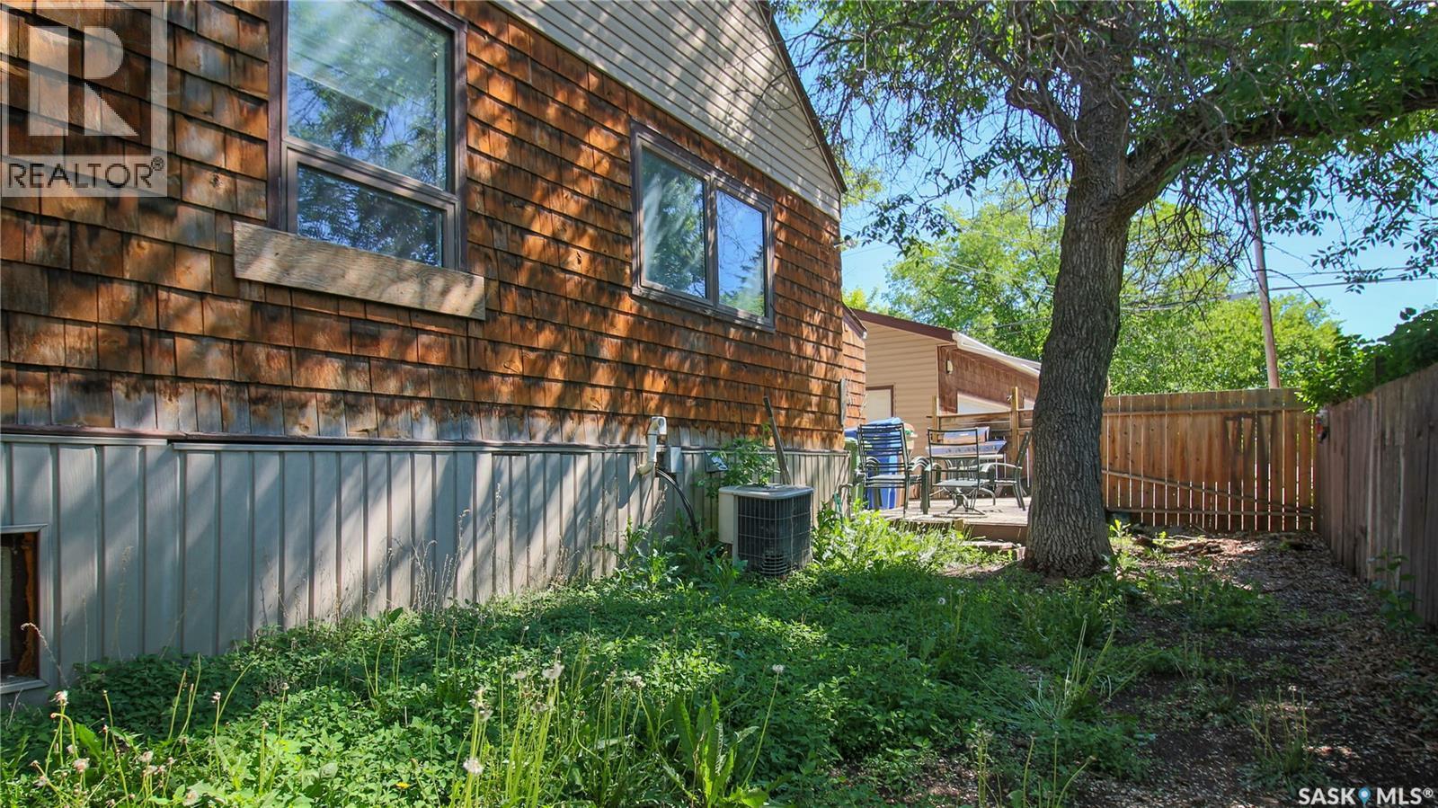 1277 Queen Street, Regina, SK