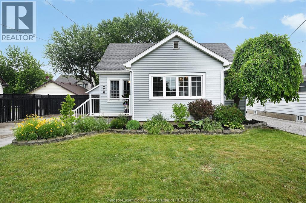 426 St. Pierre, Tecumseh, ON