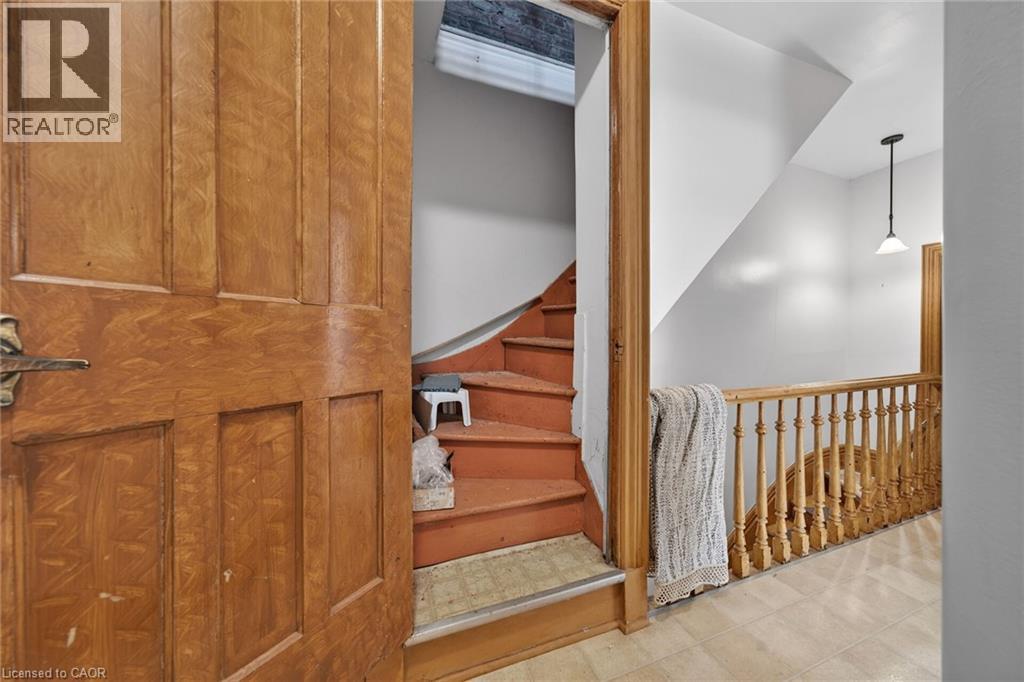 16 Mulberry Street, Hamilton, ON