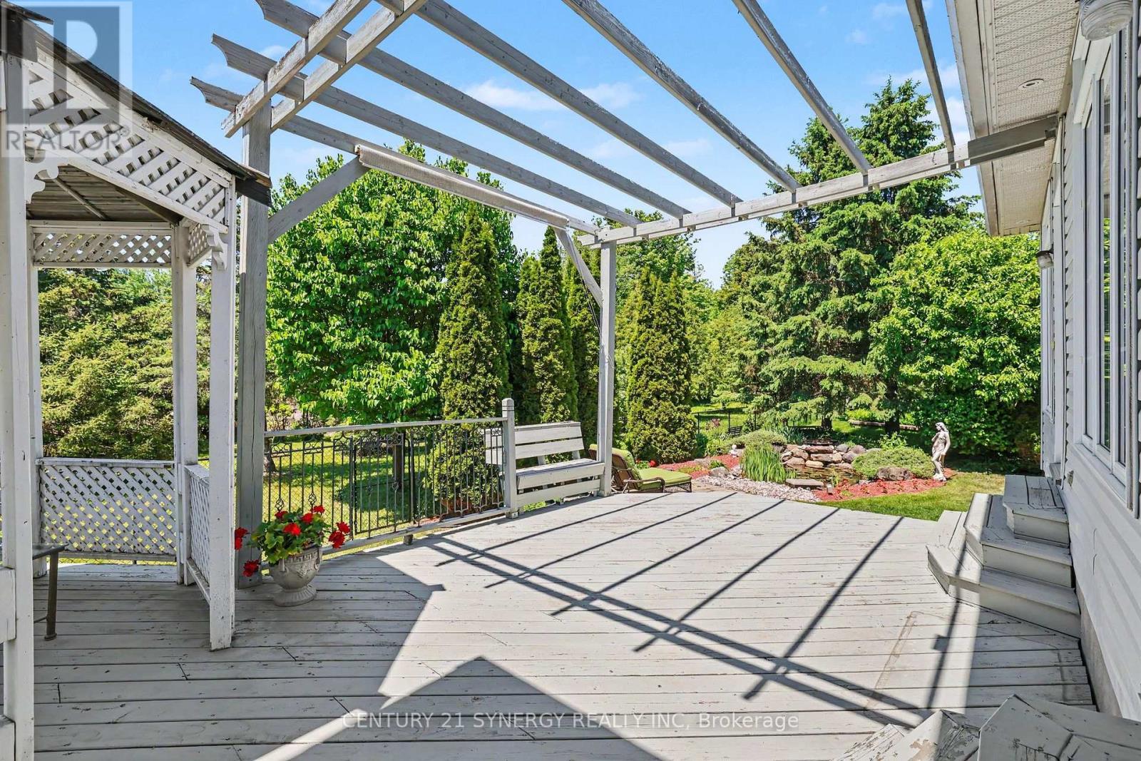 Deck - 17 Warnock Way, Ottawa, ON
