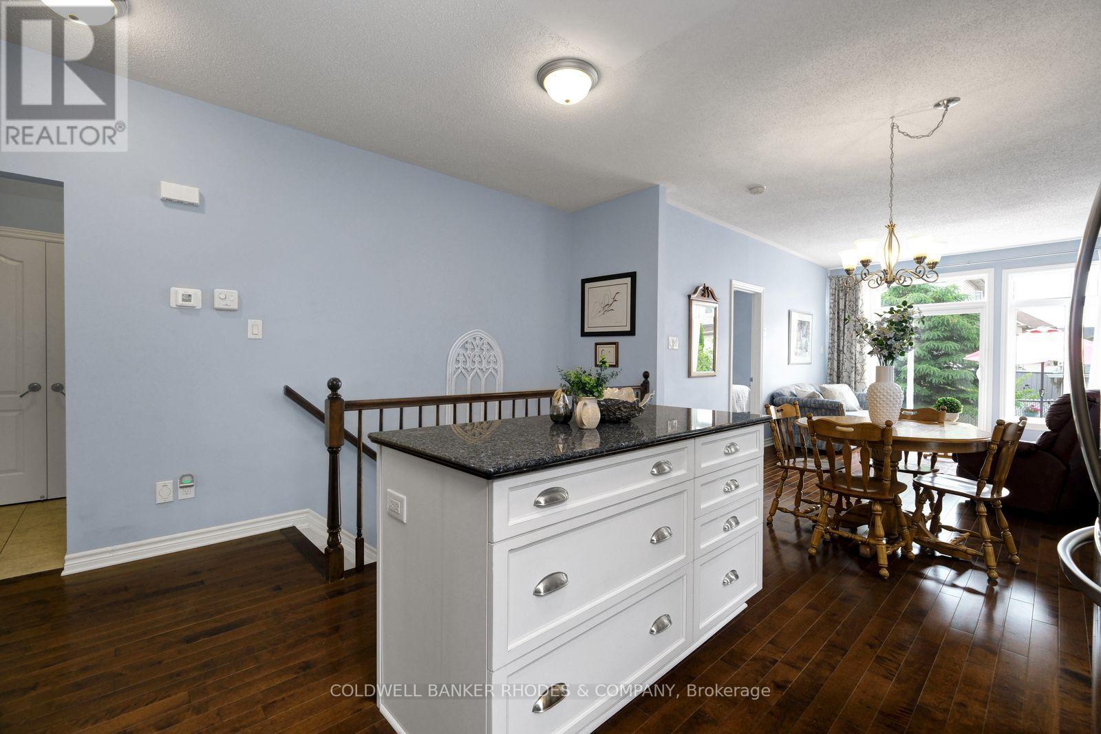 202 Bulrush Crescent, Ottawa, ON