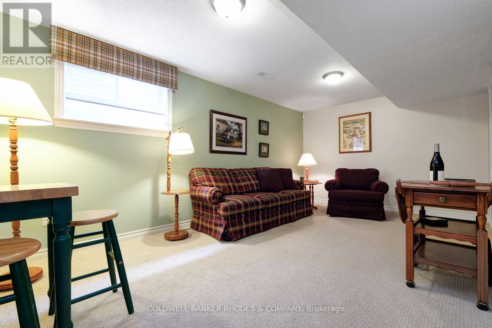 202 Bulrush Crescent, Ottawa, ON