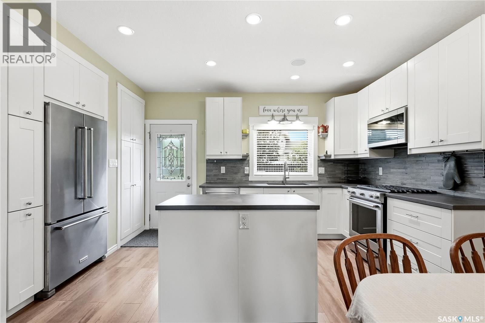 23 Blackley Place, Saskatoon, SK